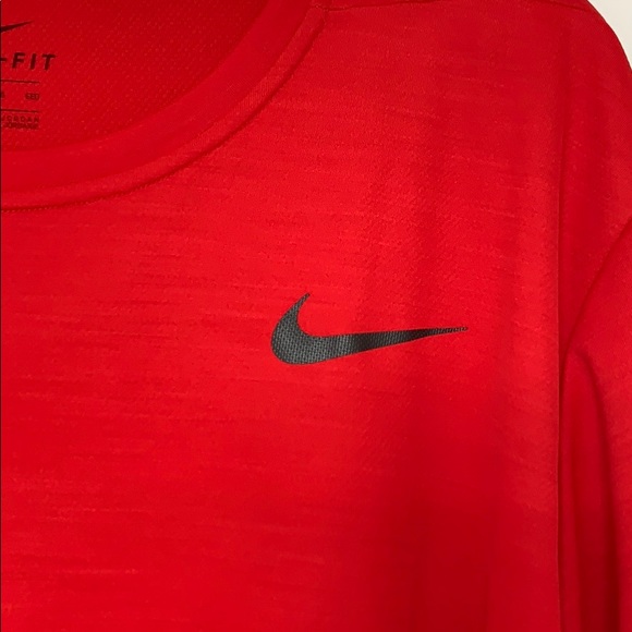 Nike Men's Hyperdry Breathe T Shirt - Picture 3 of 8